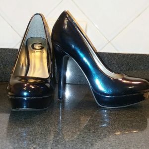 G by Guess metallic blue pumps